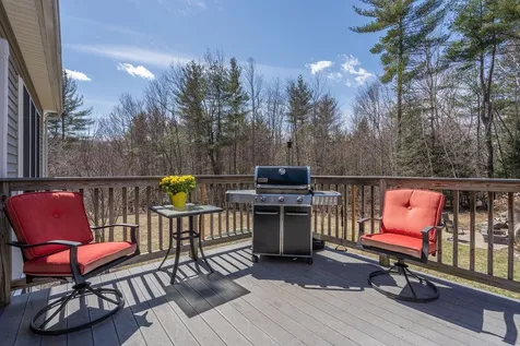 211 Oak Hill Road Barrington NH 03825