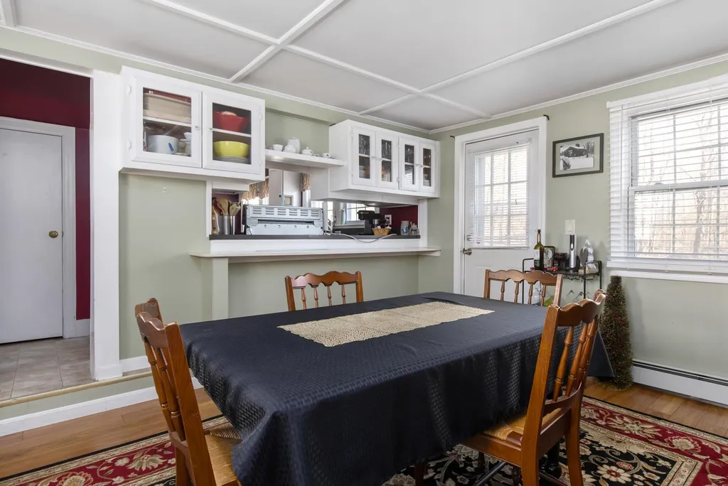 106 Oak Street Rollinsford NH 03869