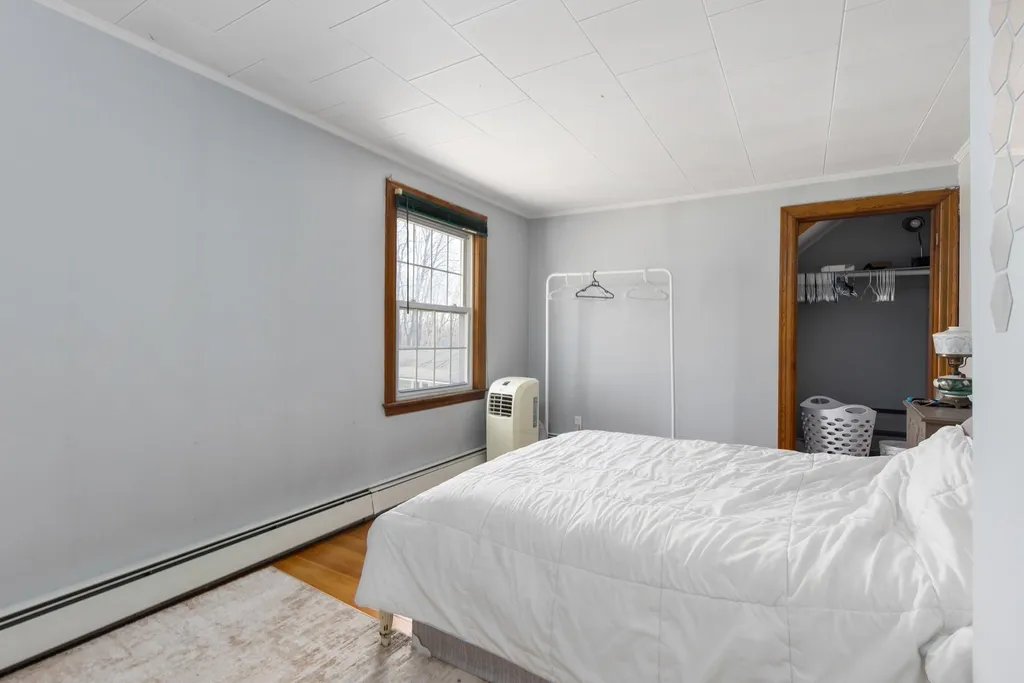 106 Oak Street Rollinsford NH 03869