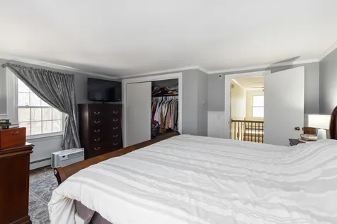 106 Oak Street Rollinsford NH 03869
