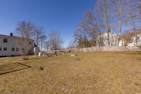 106 Oak Street Rollinsford NH 03869