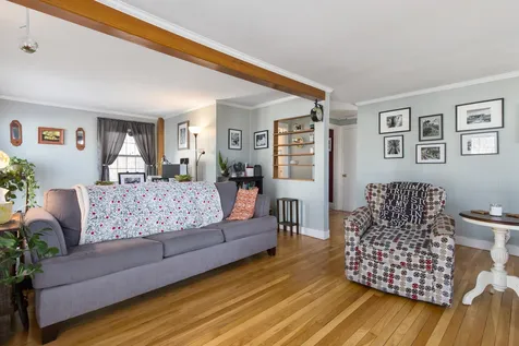 106 Oak Street Rollinsford NH 03869