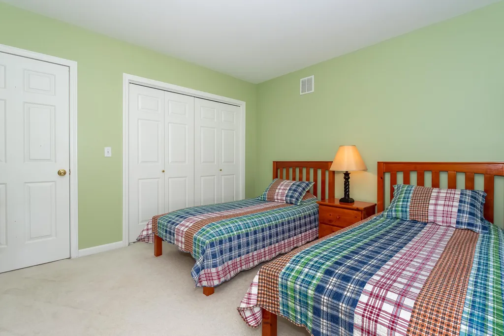 14 Saint Andrews Circle Dover NH 03820