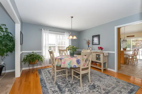 14 Saint Andrews Circle Dover NH 03820