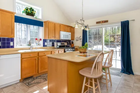 14 Saint Andrews Circle Dover NH 03820