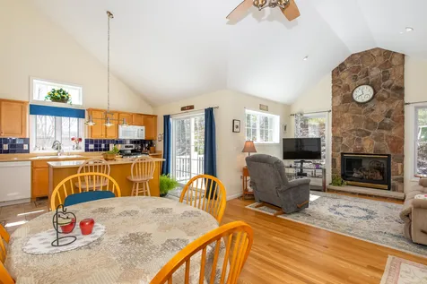 14 Saint Andrews Circle Dover NH 03820