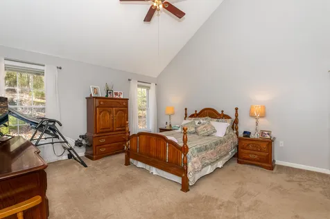 14 Saint Andrews Circle Dover NH 03820