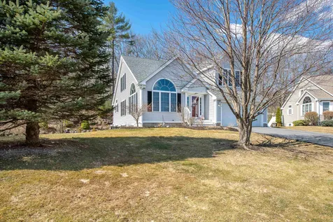 14 Saint Andrews Circle Dover NH 03820