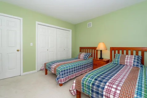 14 Saint Andrews Circle Dover NH 03820