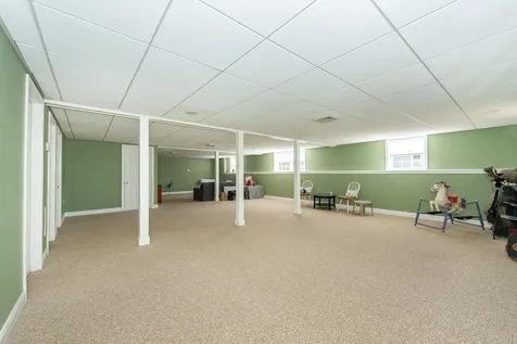14 Saint Andrews Circle Dover NH 03820