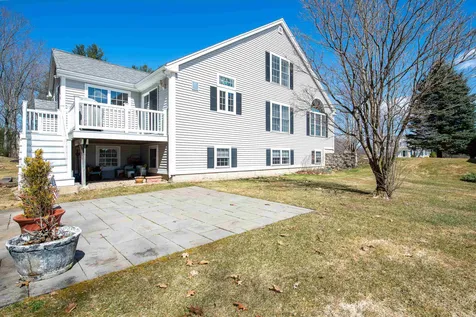 14 Saint Andrews Circle Dover NH 03820