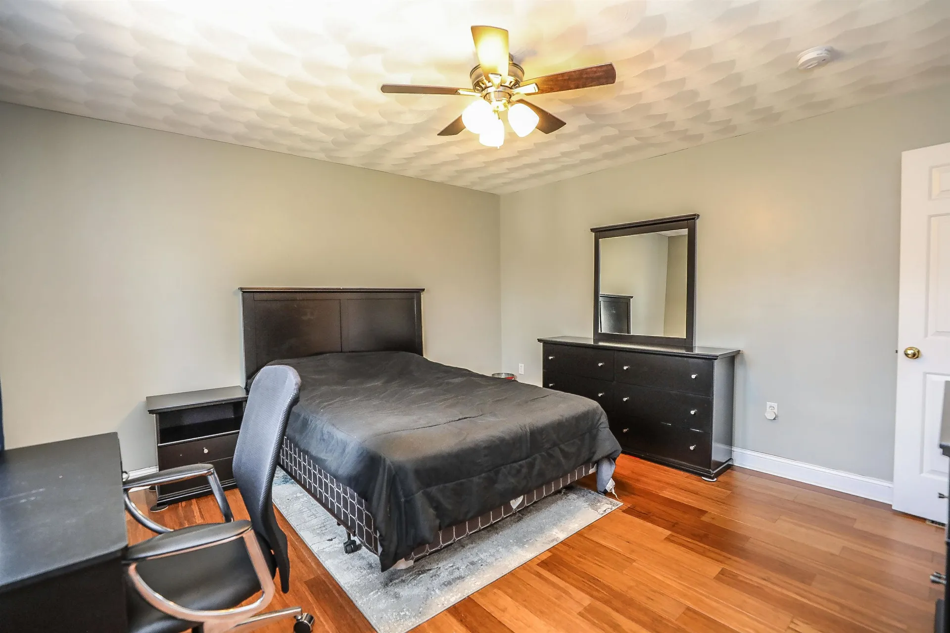 13 Hancock Lane Pelham NH 03076