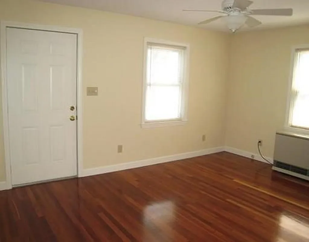 33-35 Boush Street Kittery ME 03904