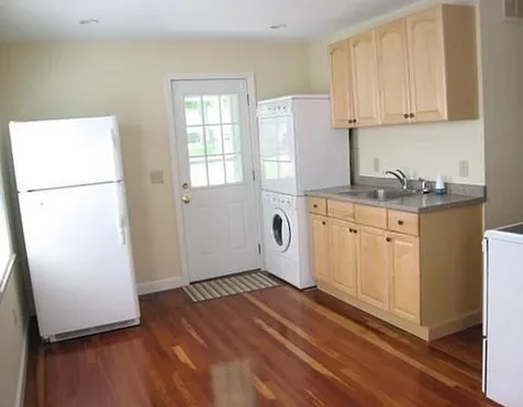 33-35 Boush Street Kittery ME 03904