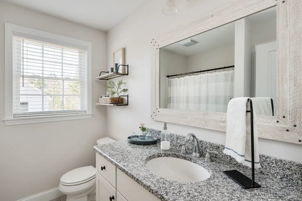 7a Annika Lee Drive Epping NH 03042