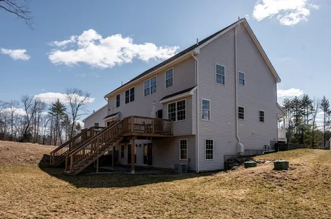 7a Annika Lee Drive Epping NH 03042