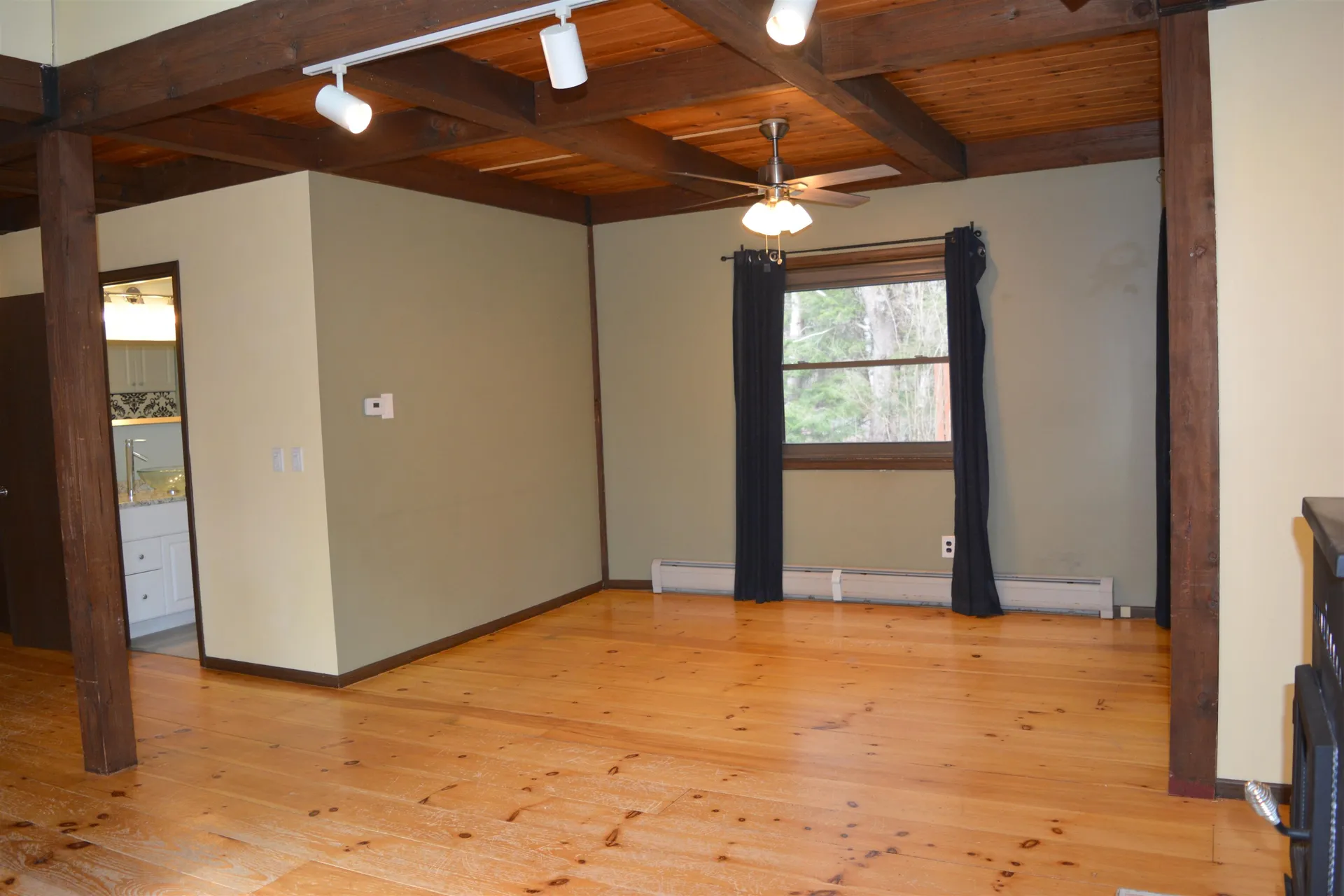 94 Longwood Drive Grantham NH 03753
