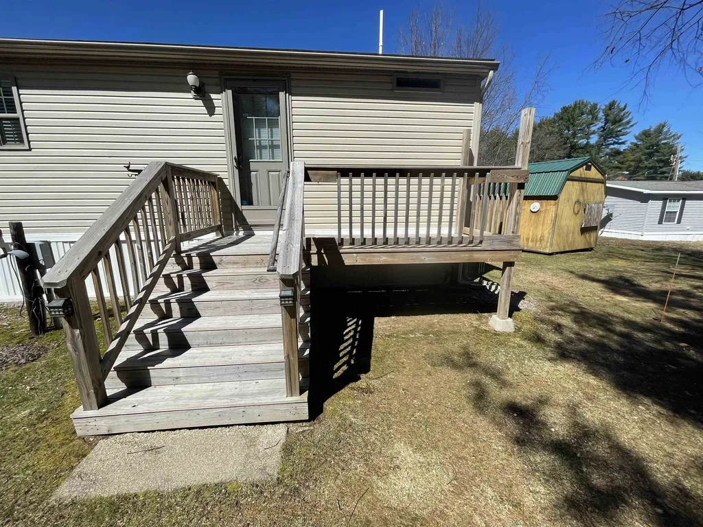 1 S Clinton Street Loudon NH 03307