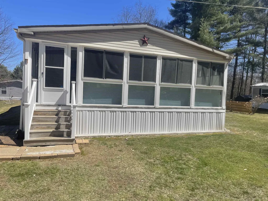 1 S Clinton Street Loudon NH 03307