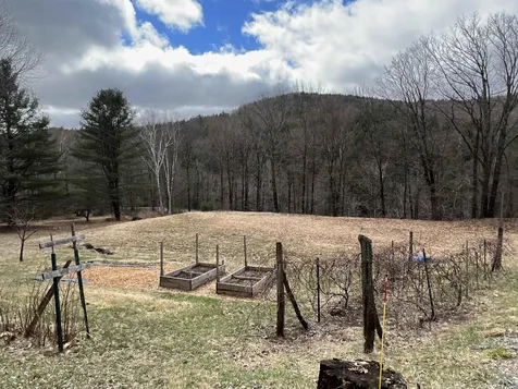 26 Metcalf Road Halifax VT 05301