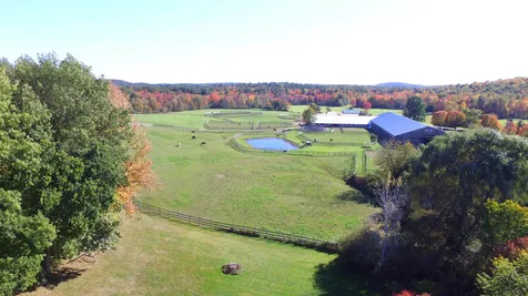 8 Freeman Street East Kingston NH 03827