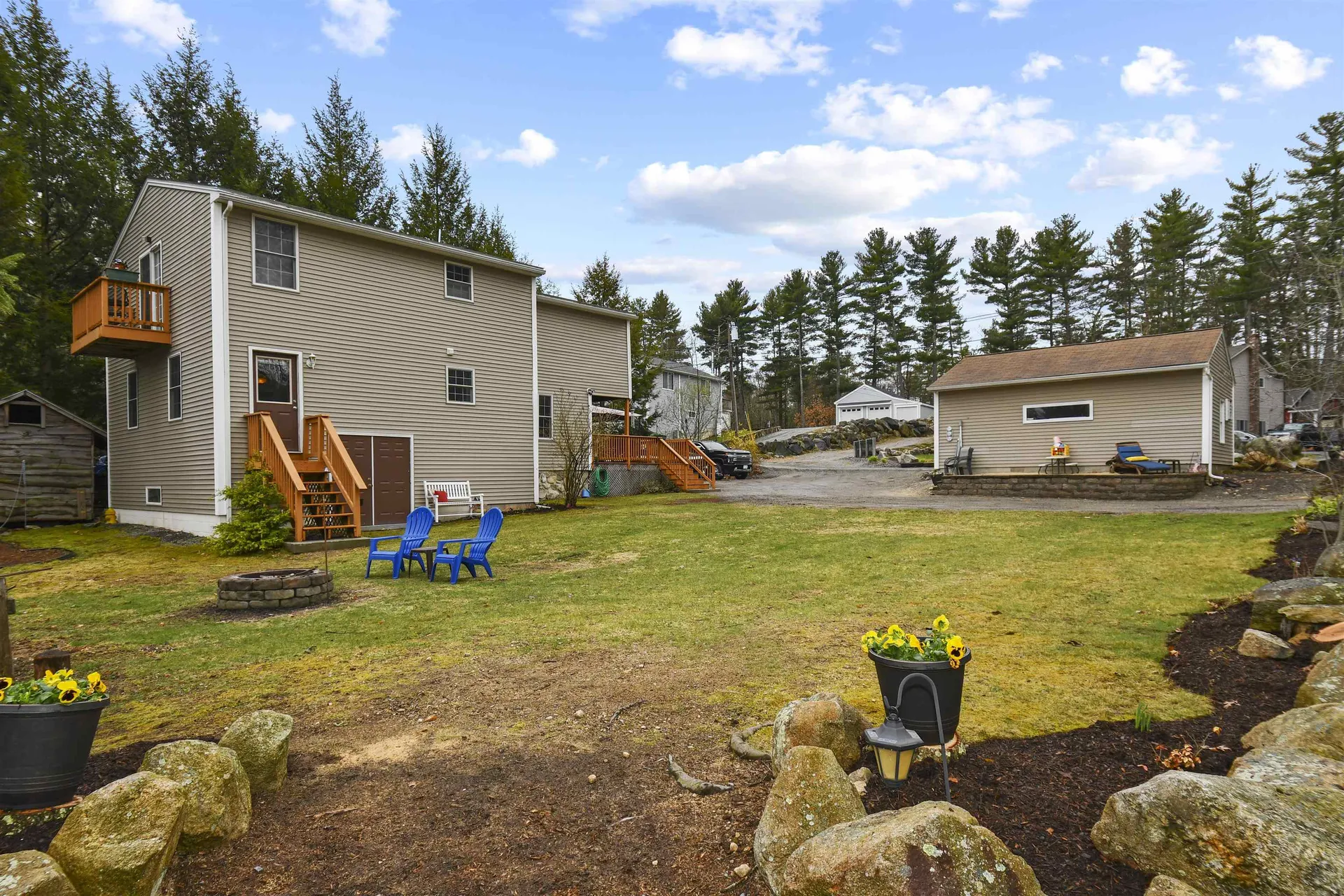 112 Hidden Hollow Drive Pelham NH 03076