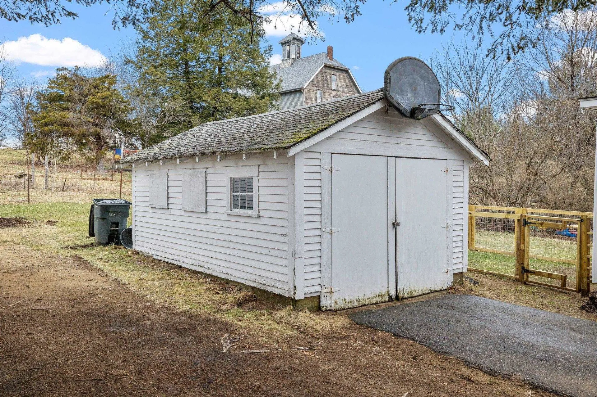 9 Gale Avenue Northfield NH 03276