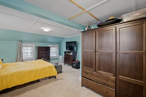 9 Gale Avenue Northfield NH 03276