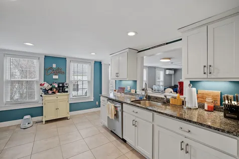 9 Gale Avenue Northfield NH 03276
