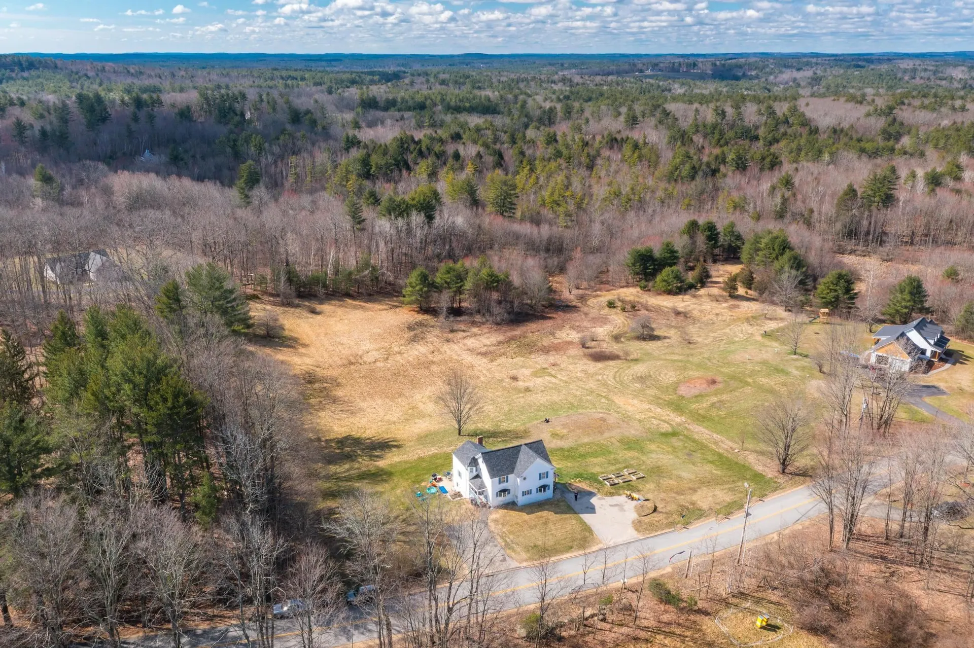 2 Hayes Road Madbury NH 03823