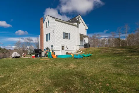 2 Hayes Road Madbury NH 03823
