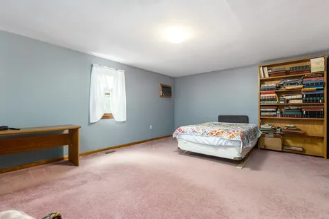 13 Candice Lane Newmarket NH 03857
