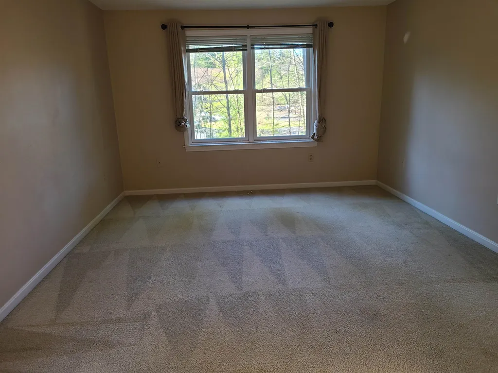 2 Mayfair Lane Nashua NH 03063