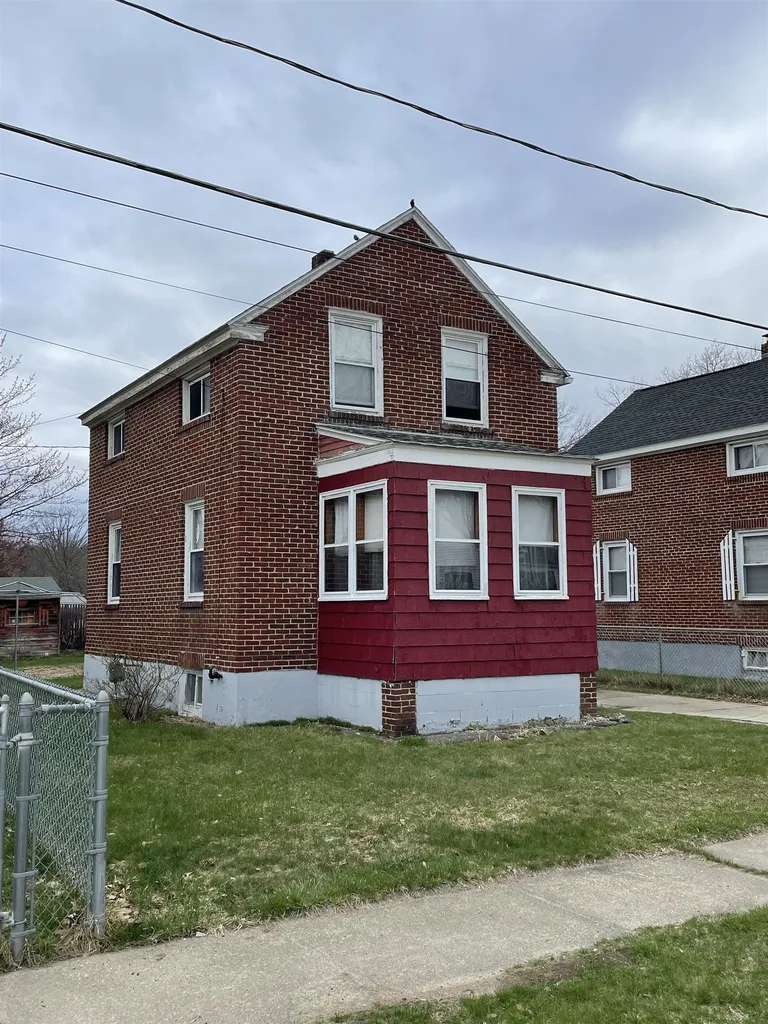 3 N. 2nd Street Nashua NH 03060