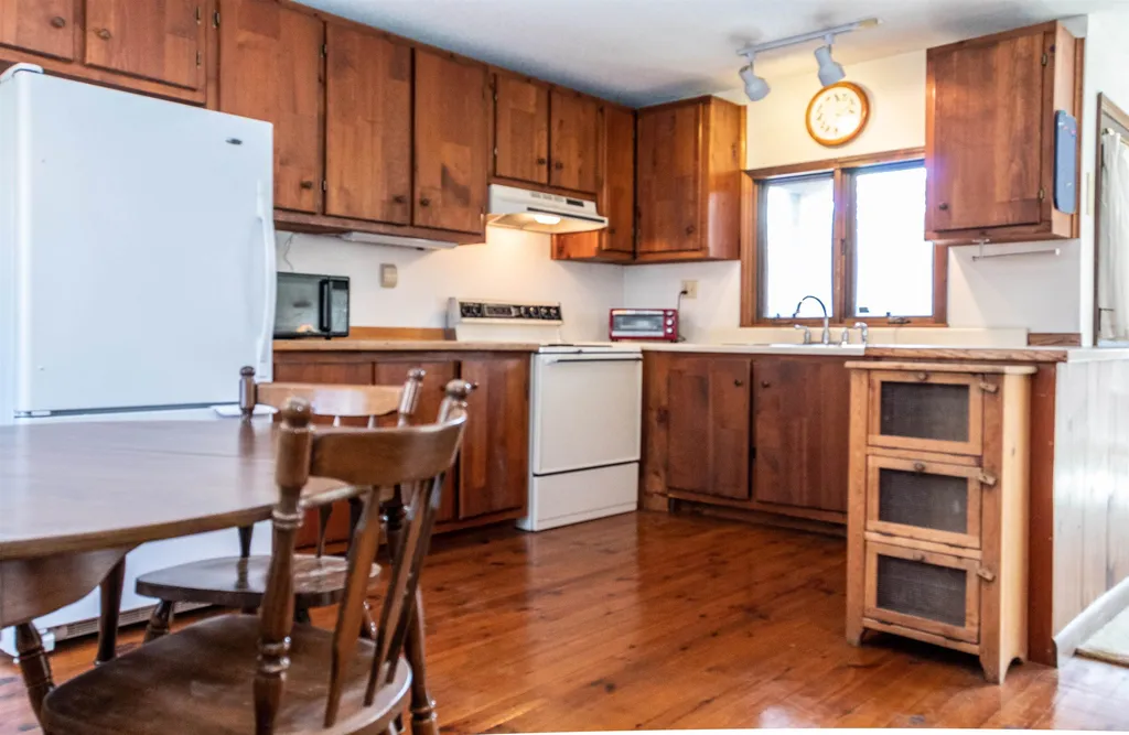 122 Toltec Point Road Moultonborough NH 03254