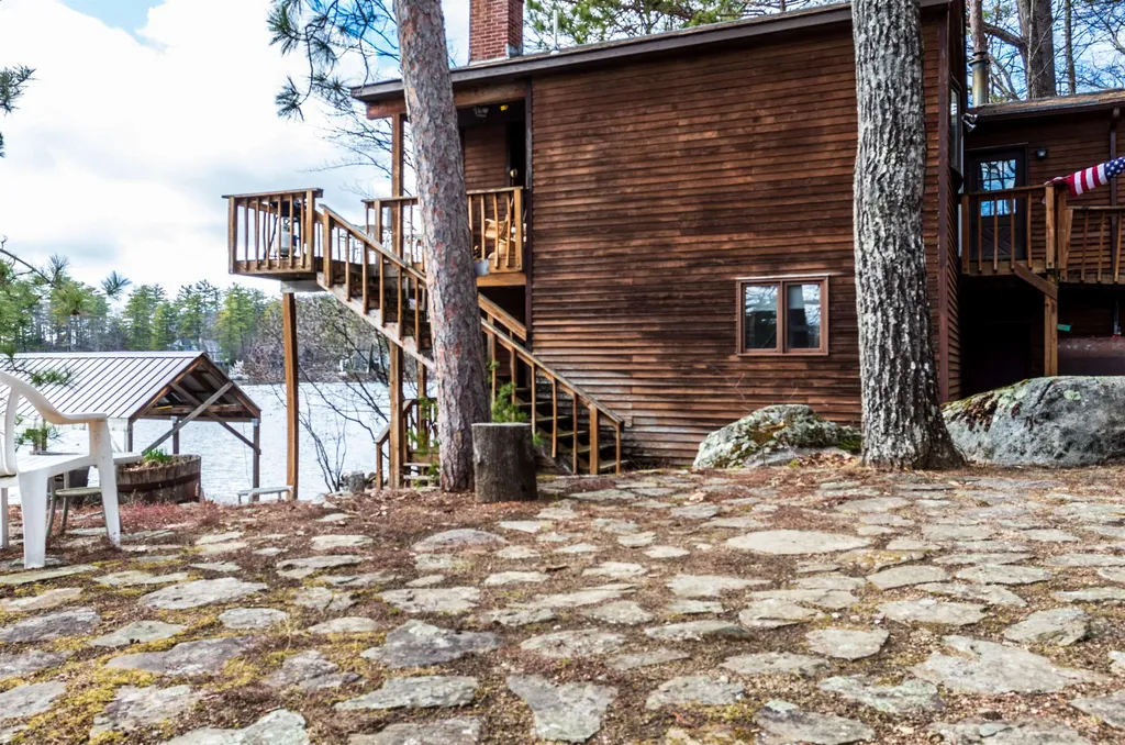 122 Toltec Point Road Moultonborough NH 03254