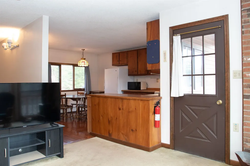 122 Toltec Point Road Moultonborough NH 03254