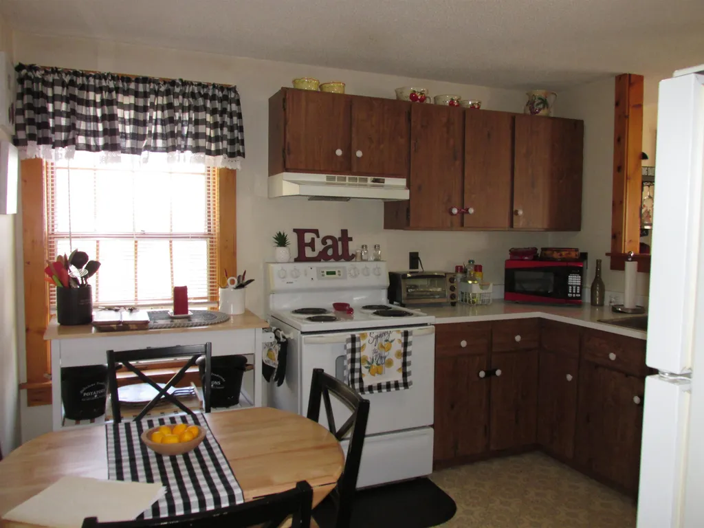 124 Main Street Richford VT 05476