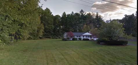 6 Hampshire Lane Londonderry NH 03053