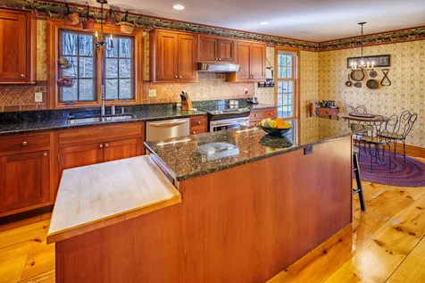 59 Turtle Pond Road Lee NH 03861
