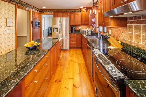 59 Turtle Pond Road Lee NH 03861