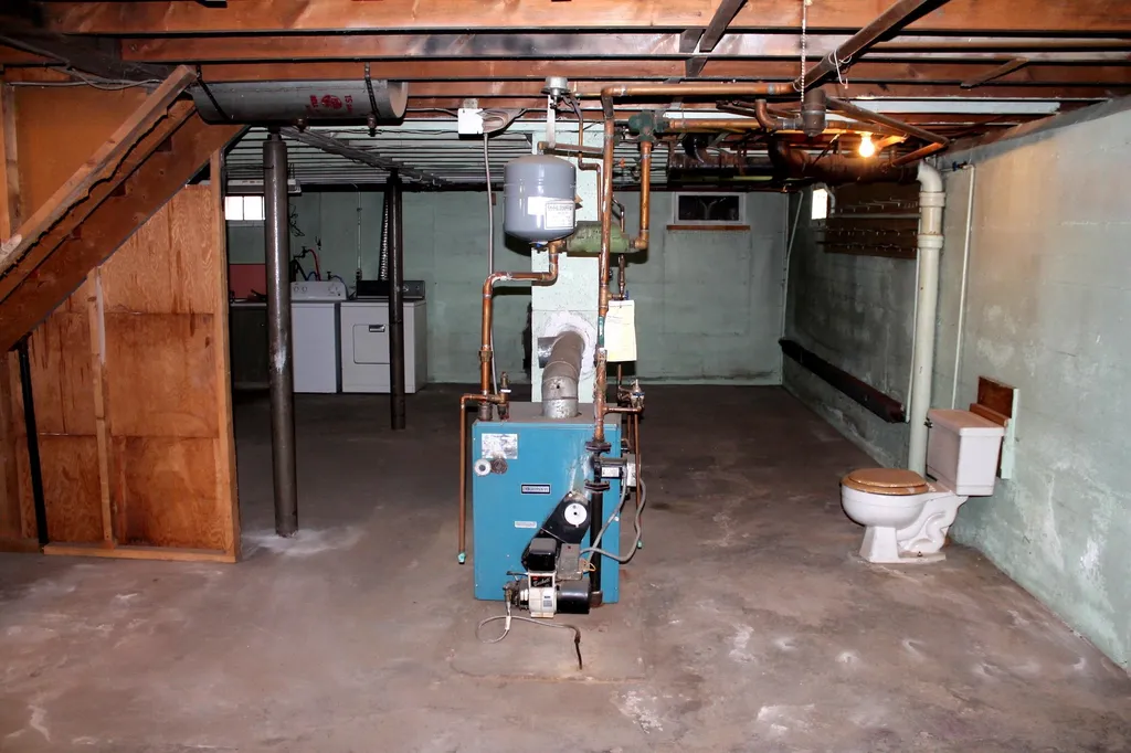 6 Lafayette Street Allenstown NH 03275