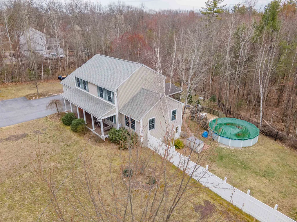 26 Park Lane Hooksett NH 03106