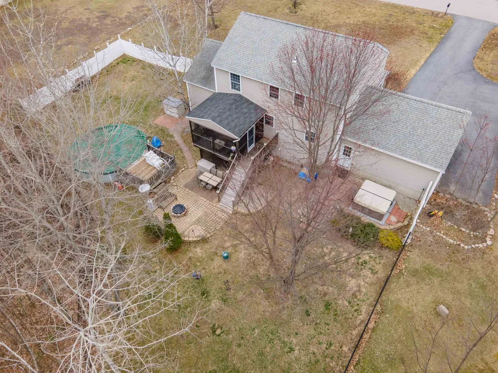 26 Park Lane Hooksett NH 03106