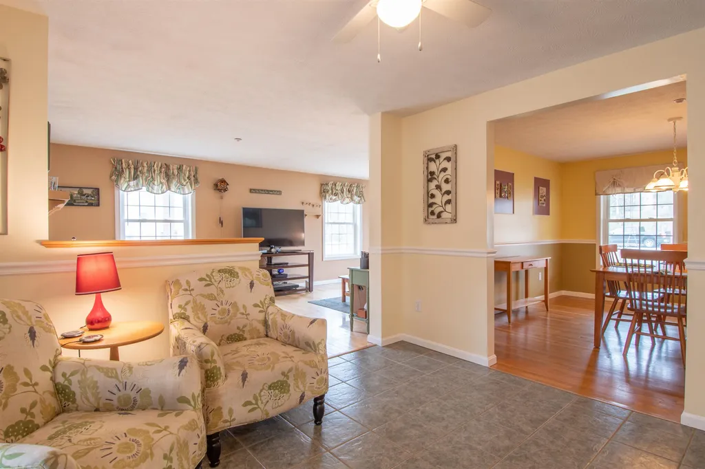 26 Park Lane Hooksett NH 03106