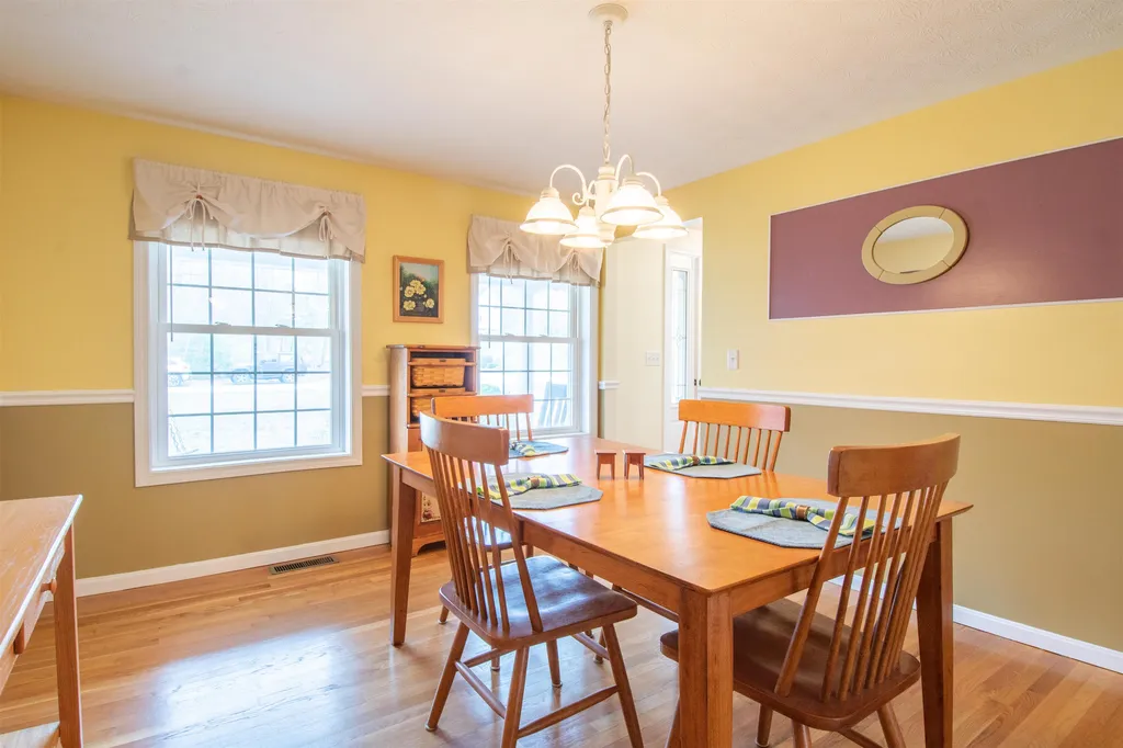 26 Park Lane Hooksett NH 03106