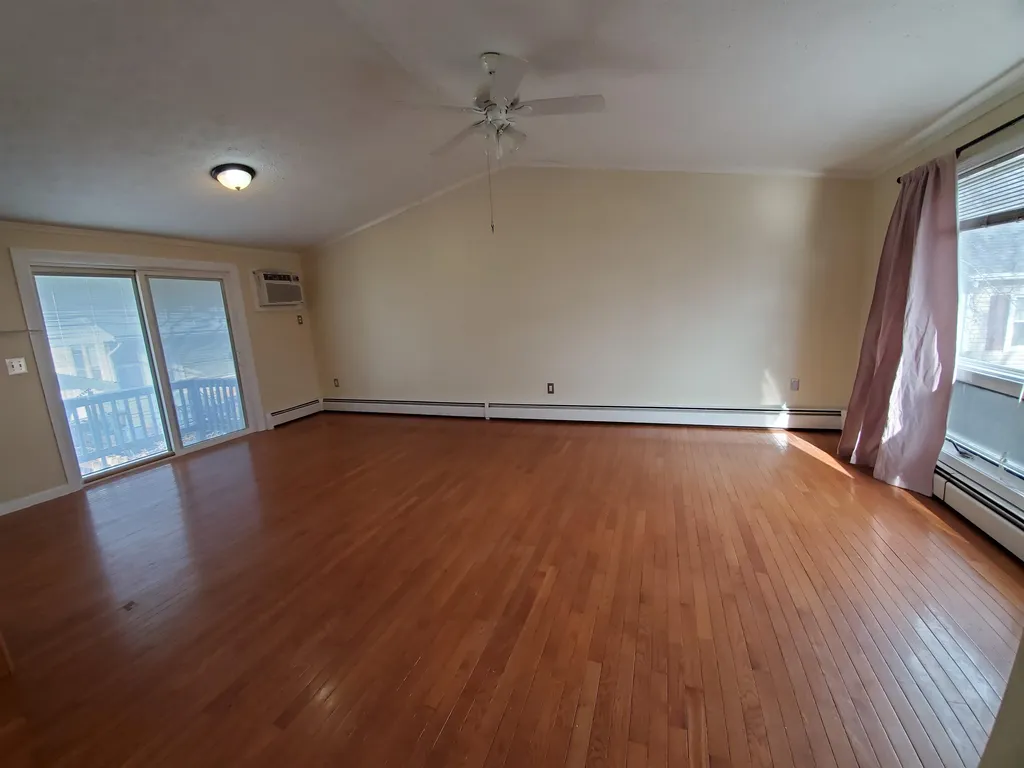 164 Maple Street Manchester NH 03103