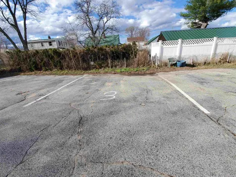 164 Maple Street Manchester NH 03103