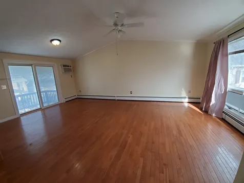 164 Maple Street Manchester NH 03103