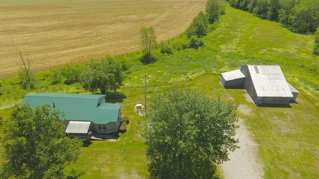 839 Vt Route 15e Johnson, VT Real Estate MLS 4904597